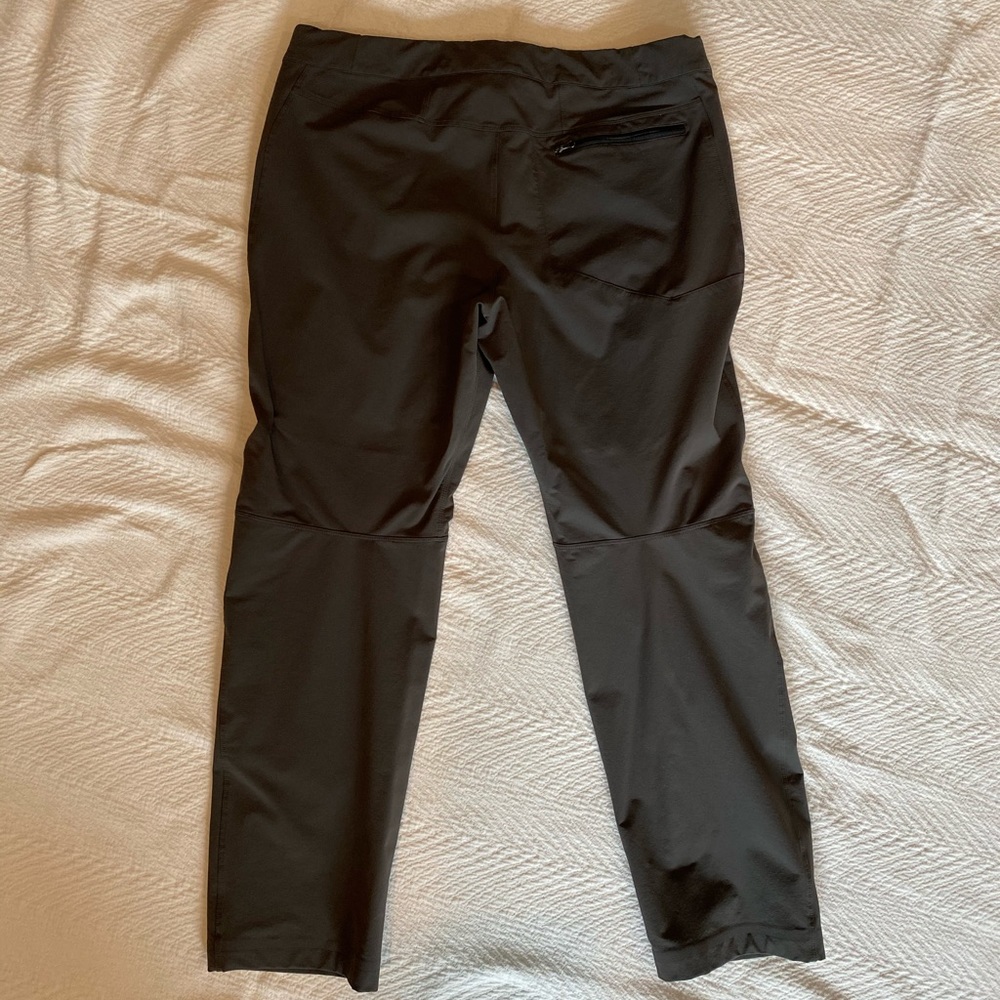 Men’s REI all weather hiking pants